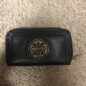Tory Burch wallet
